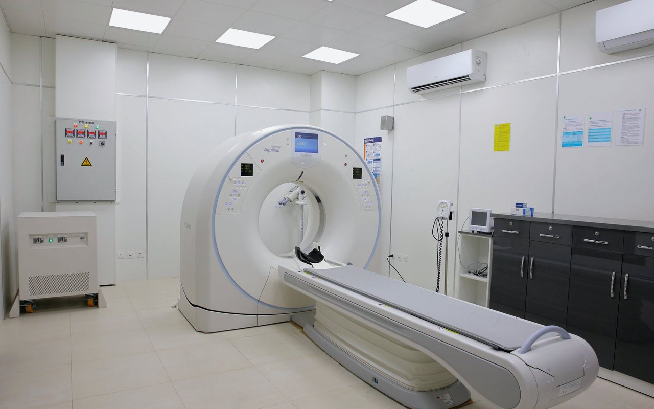 Enfermedad diverticular: síntomas, diagnóstico y tratamiento neuroquirúrgico en Tijuana