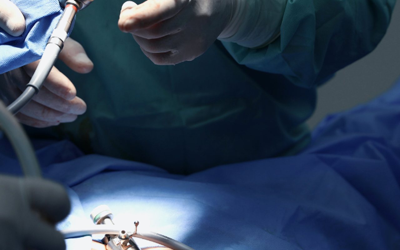 Cirugía de hernias abdominales en Tijuana con el Dr. Ari Salvador Salgado Rodríguez