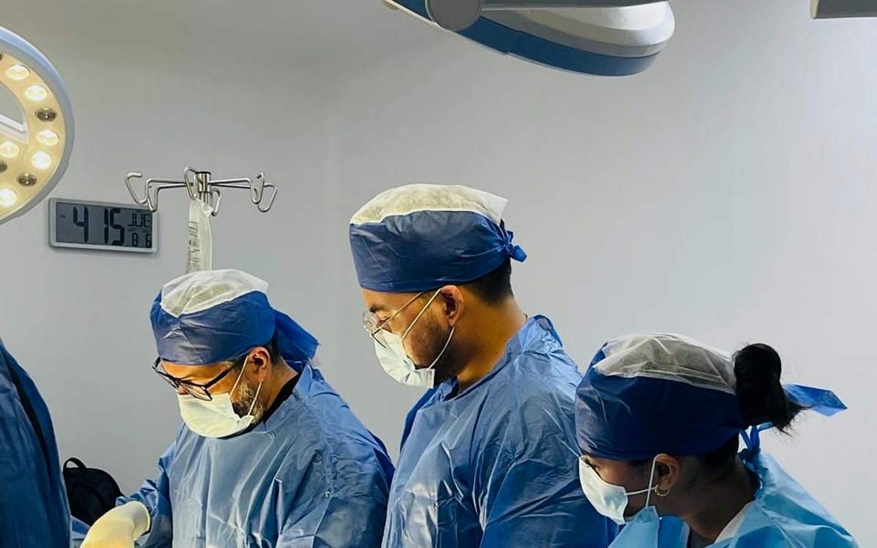 Cirugía de hernia inguinal en Tijuana con el Dr. Ari Salvador Salgado Rodríguez